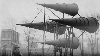 War tuba acoustic sensor kit - used in accurately locating enemy airplanes either night or day. Due to non-portability, great size and weight, apparatus is best adapted for defending back areas, hospitals, ammunition dumps, etc. (World War I)