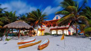 Explore picturesque Tulum and experience the fascinating Mayan culture